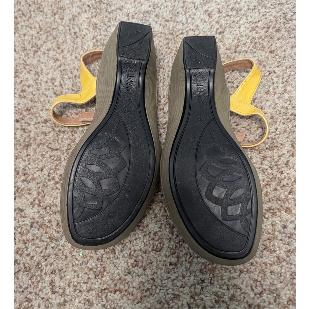Naot Women Size 39 Yellow Leather Adjustable Double Strap Hook Loop Wedge Sandal - Picture 7 of 9